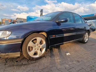 Opel Omega