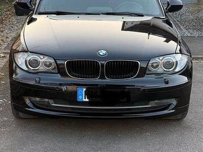 Gebraucht BMW 120 170 PS (125 kW) 2010 Schwarz Kleinwagen