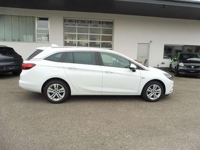 Gebraucht Opel Astra Dynamic 125 PS (91 kW) 2016 Weiß Kombi
