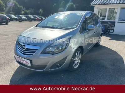 Używany Opel Meriva Innovation 110 KM (80 kW) 2012 Srebrny Minivan