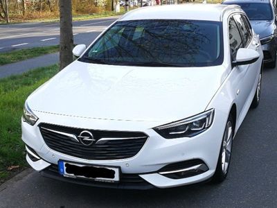 Weiß Gebraucht 2018 Opel Insignia Business Innovation Kombi | 13.300 €