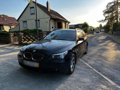 BMW 523