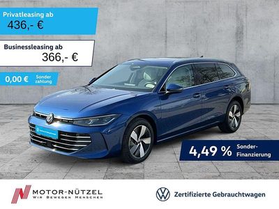 Gebraucht VW Passat Elegance 150 PS (110 kW) 2025 Reef blue metallic Kombi
