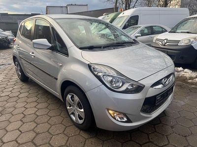 Silber Gebraucht 2012 Hyundai ix20 Comfort Kleinwagen | 7.500 € (Fairer Preis)