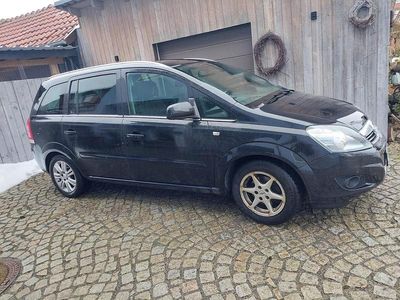 Gebraucht Opel Zafira Family 140 PS (102 kW) 2013 Schwarz Van / Kleinbus