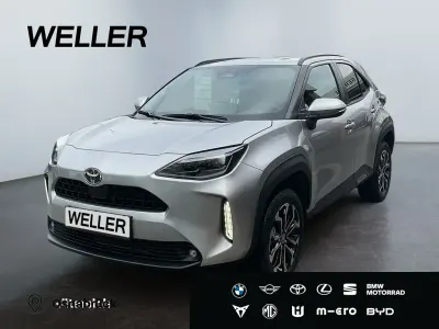 Neu Toyota Yaris Cross 131 PS (96 kW) 2026 Silber SUV