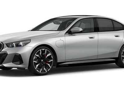 Gebraucht 2025 BMW 550e Limousine | 107.319 €