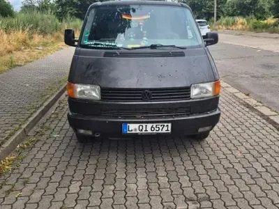 Gebraucht VW T4 110 PS (80 kW) 1995 Braun Van