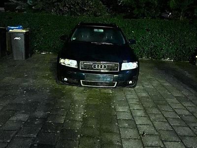 Gebraucht Audi A4 131 PS (96 kW) 2004 Blau Kombi