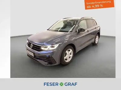 Gebraucht VW Tiguan R-line 245 PS (180 kW) 2023 Delfingrau metallic SUV