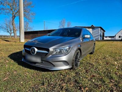 gebraucht Mercedes CLA220 Shooting Brake CLA 220 d DCT Urban S...