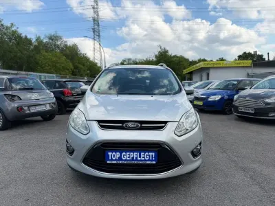 Używany Ford Grand C-Max Titanium 125 KM (91 kW) 2013 Srebrny Minivan