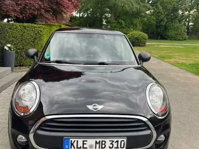Gebraucht Mini One D 95 PS (69 kW) 2017 Schwarz Kleinwagen