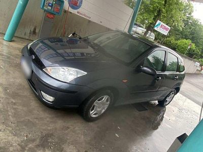 Usata Ford Focus 101 CV (74 kW) 2003 Argento Utilitaria
