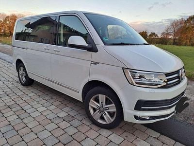 Weiß Gebraucht 2016 VW T6 Highline Van | 38.000 € (Etwas zu teuer)