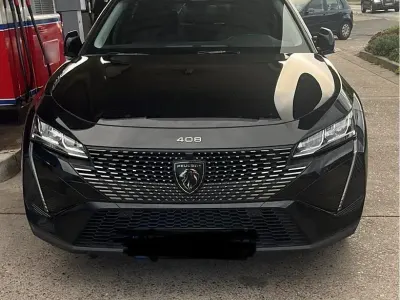 Gebraucht Peugeot 408 Allure 131 PS (96 kW) 2024 Schwarz SUV