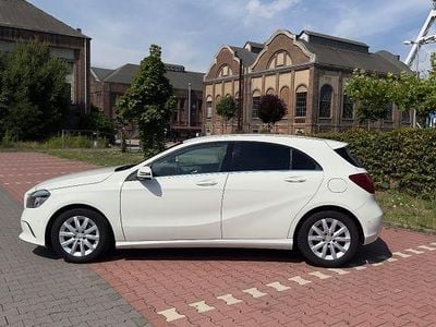 Weiß Gebraucht 2018 Mercedes A180 Limousine | 16.000 € (Superpreis)