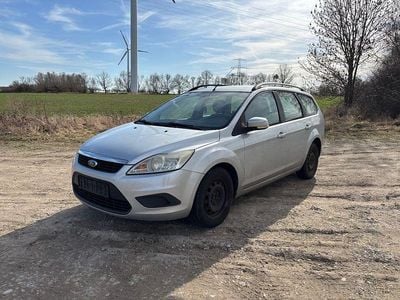 Gebraucht Ford Focus 101 PS (74 kW) 2009 Silber Limousine