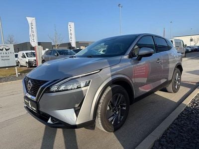 Gebraucht Nissan Qashqai Acenta 140 PS (102 kW) 2022 Silber SUV