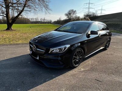 Gebraucht Mercedes CLA200 Shooting Brake AMG line 156 PS (114 kW) 2017 Schwarz Kombi