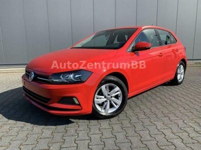 Gebraucht VW Polo Comfortline 80 PS (58 kW) 2019 Rot Kleinwagen