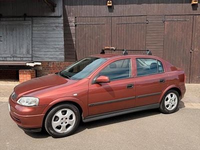 Usata Opel Astra Elegance 84 CV (61 kW) 2001 Rosso Berlina