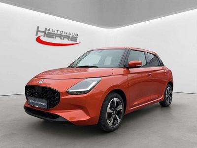 Usata Suzuki Swift Club 83 CV (61 kW) 2025 Giallo Utilitaria