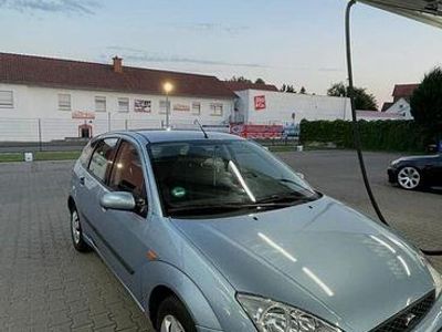 Usata Ford Focus Trend 116 CV (85 kW) 2004 Blu Berlina