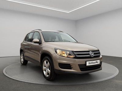 Beige Gebraucht 2012 VW Tiguan Trendline SUV | 12.950 € (Etwas zu teuer)