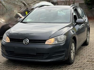 Gebraucht VW Golf VII 105 PS (77 kW) 2013 Grau Kleinwagen