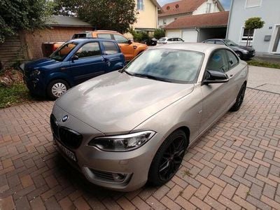 BMW 220