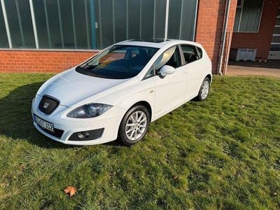 Gebraucht Seat Leon Ecomotive 105 PS (77 kW) 2012 Weiß Limousine