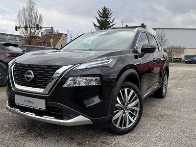 Neu Nissan X-Trail Tekna+ 163 PS (119 kW) 2025 Schwarz SUV