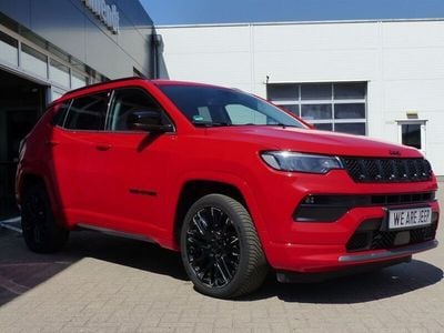 Gebraucht Jeep Compass Altitude 131 PS (96 kW) 2024 Rot SUV