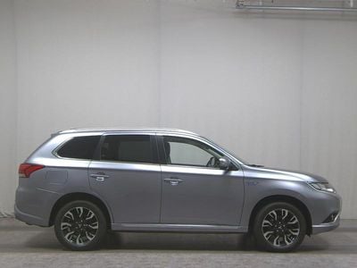 Mitsubishi Outlander P-HEV