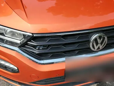 Gebraucht VW T-Roc R-line 150 PS (110 kW) 2020 Orange SUV
