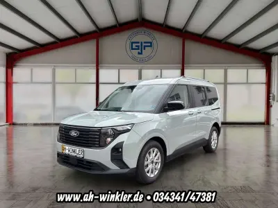 Gebraucht Ford Tourneo Courier Titanium 125 PS (91 kW) 2025 Grau Van / Kleinbus