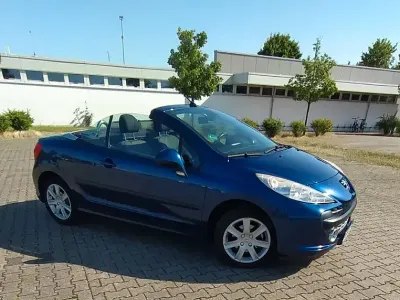 Gebraucht Peugeot 207 CC Sport 120 PS (88 kW) 2008 Blau Cabrio