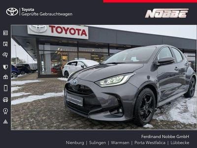 Grau metallic Gebraucht 2022 Toyota Yaris Hybrid Team Kleinwagen | 18.690 € (Guter Preis)