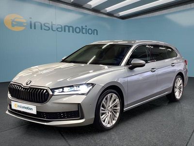 Silber Gebraucht 2025 Skoda Superb Kombi | 47.949 €