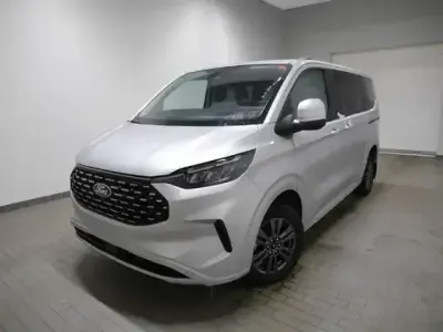 Gebraucht Ford Tourneo Custom Titanium 136 PS (100 kW) 2025 Polarsilber metallic Van