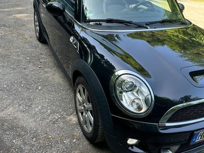 Mini Cooper SD Cabriolet
