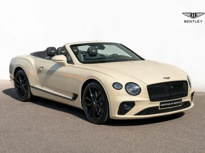 Gebraucht Bentley Continental 551 PS (405 kW) 2021 Beige
