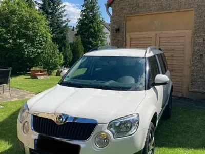 Gebraucht Skoda Yeti Ambition 105 PS (77 kW) 2013 Weiß SUV