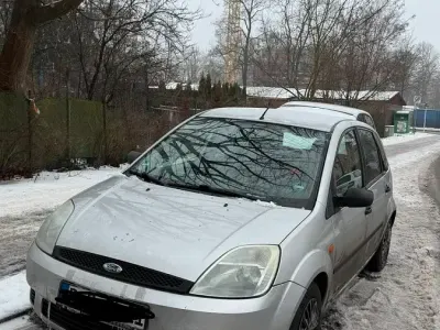 Brugt Ford Fiesta 80 HK (58 kW) 2002 Grå Hatchback