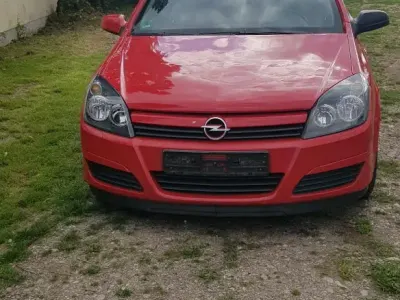 Gebraucht Opel Astra 105 PS (77 kW) 2005 Kleinwagen
