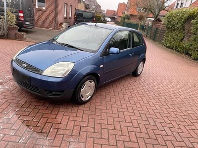 Blau Gebraucht 2005 Ford Fiesta Kleinwagen | 599 € (Guter Preis)