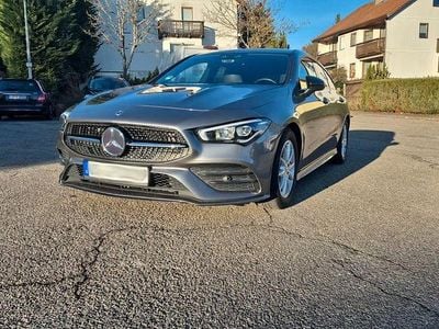 Gebraucht Mercedes CLA180 Shooting Brake AMG line 136 PS (100 kW) 2020 Grau Kombi