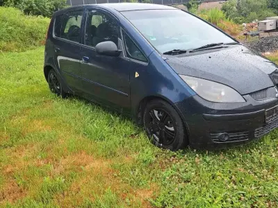 Gebraucht Mitsubishi Colt Top 70 PS (51 kW) 2005 Blau Kleinwagen
