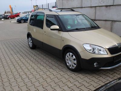 gebraucht Skoda Roomster 1.2l TSI 77kW Scout Plus Edition Sc...